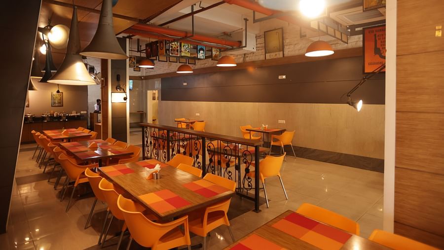 Max Hotel Prayagraj Allahabad ASPD9520