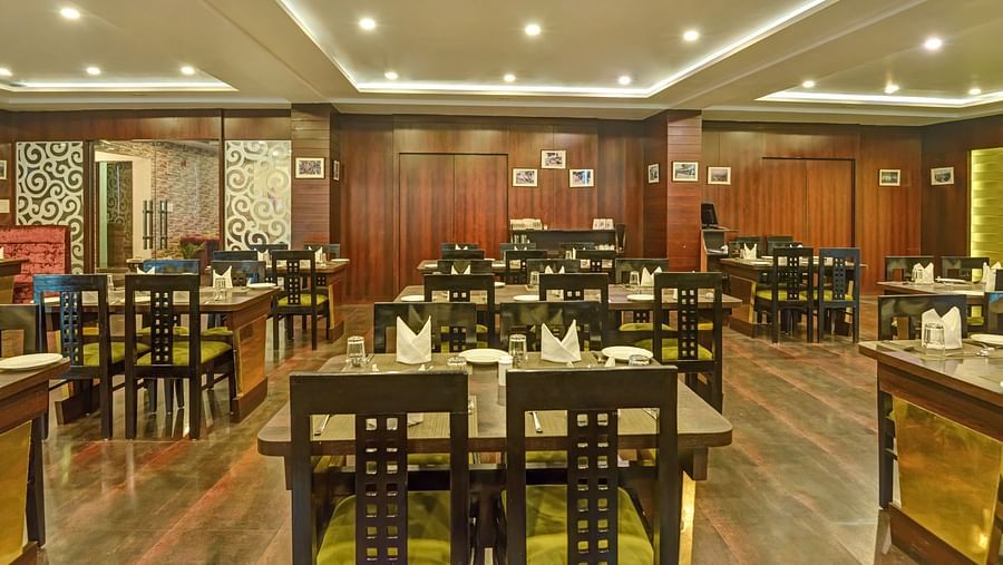 Dining area with elegant seating arrangements