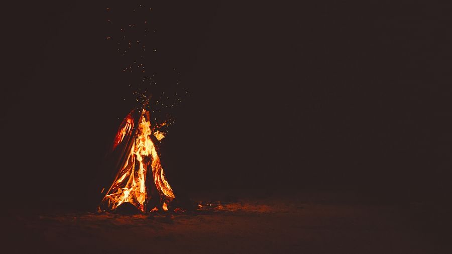 bonfire  @ Lamrin Norwood Green, Palampur