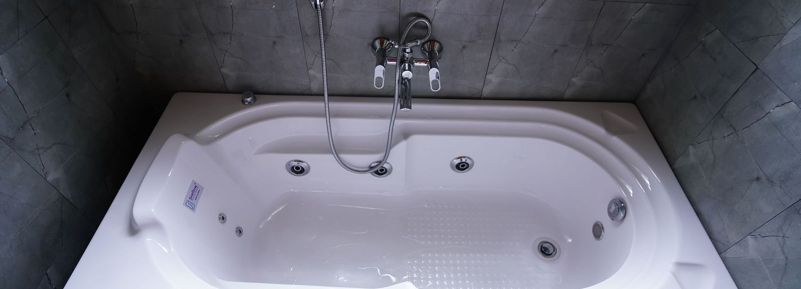 Jacuzzi