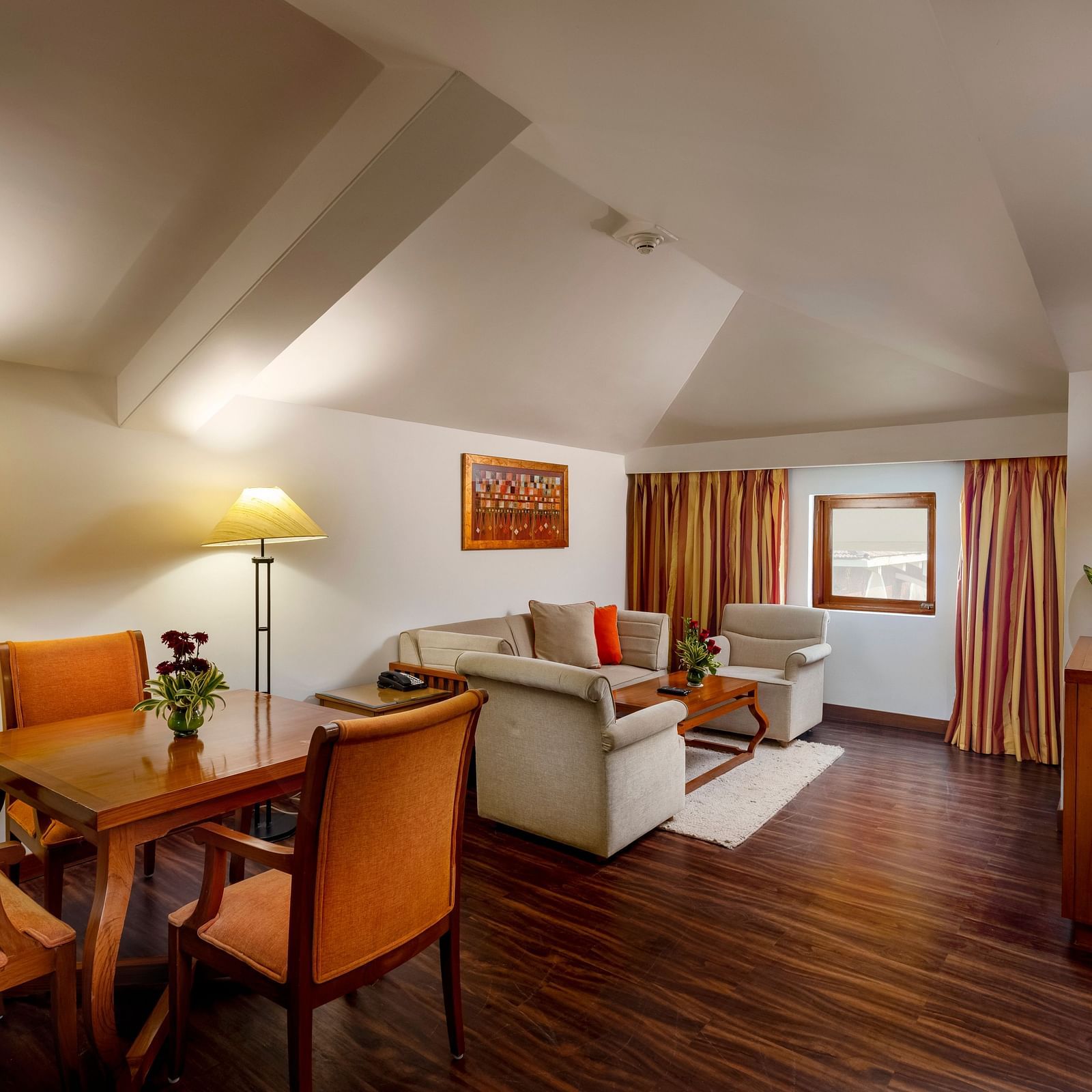 overview of the living area inside Deluxe Suite - Caravela Beach Resort Goa