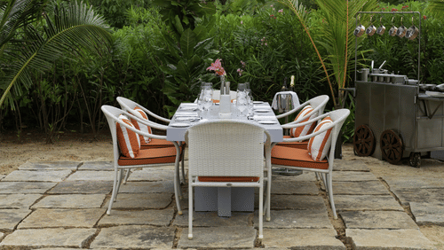 Outdoor Dining La Concha Restaurant in Goa in daytime 4