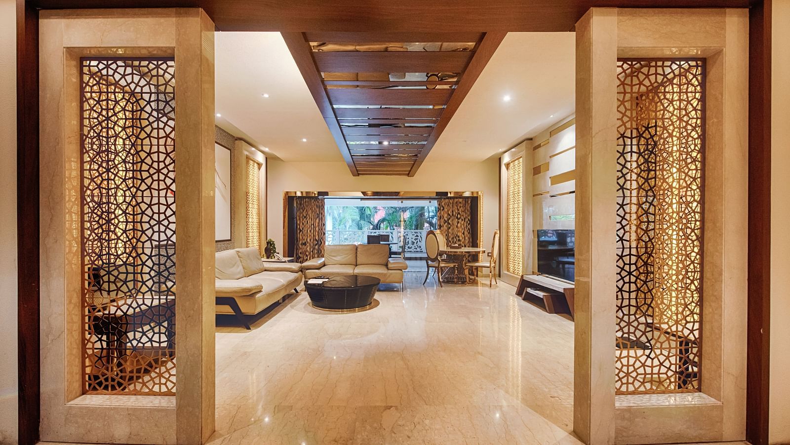 PRESIDENTIAL SUITE (1)