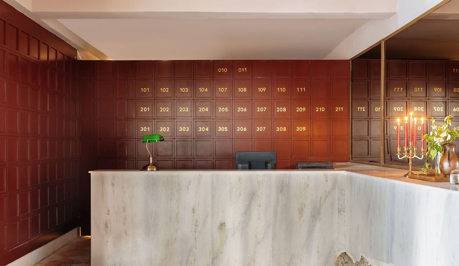 Reception area in view at Manuscript - Jhilwara Haveli, Udiapur