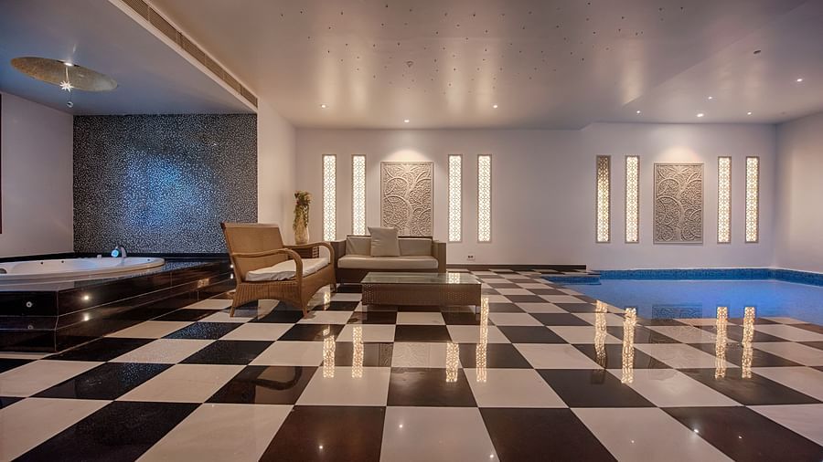 PRESIDENTIAL SUITE (8)