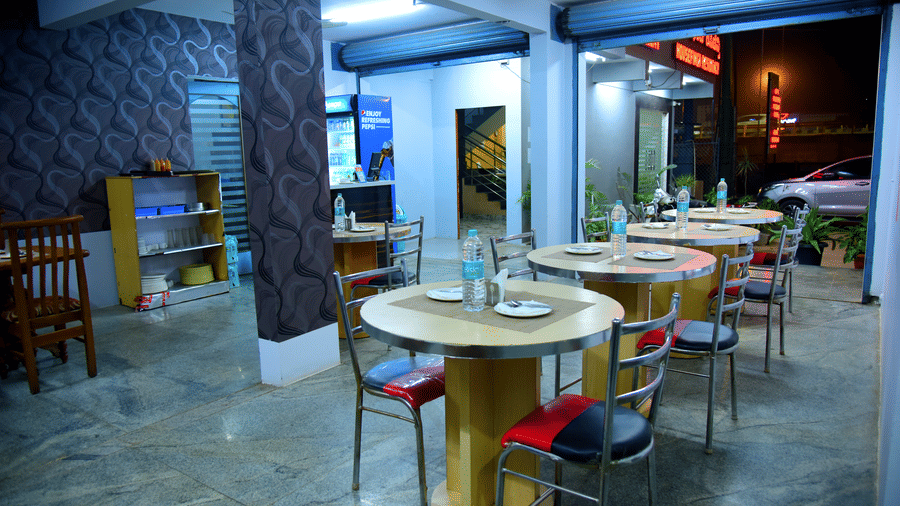 Parthi Restaurant seating area 2