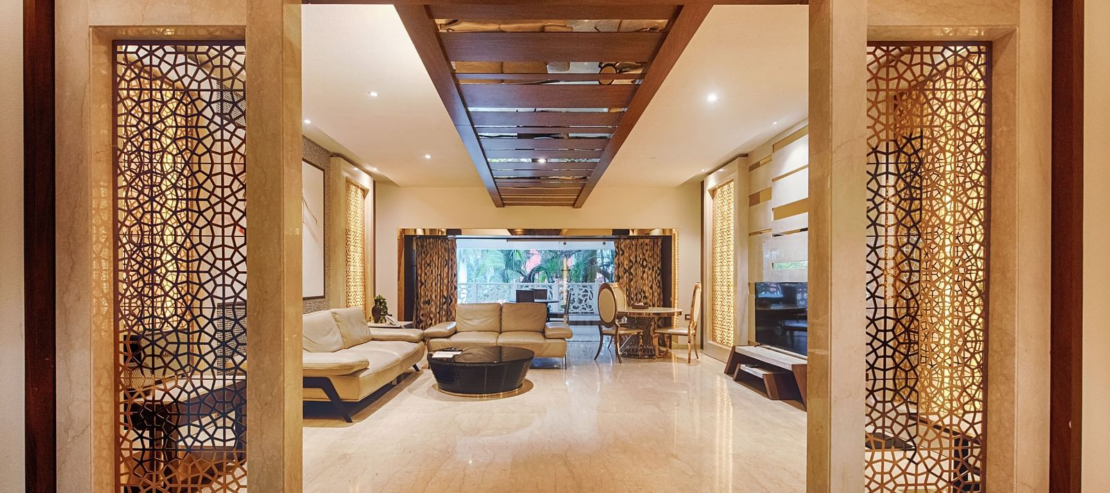 PRESIDENTIAL SUITE (1)