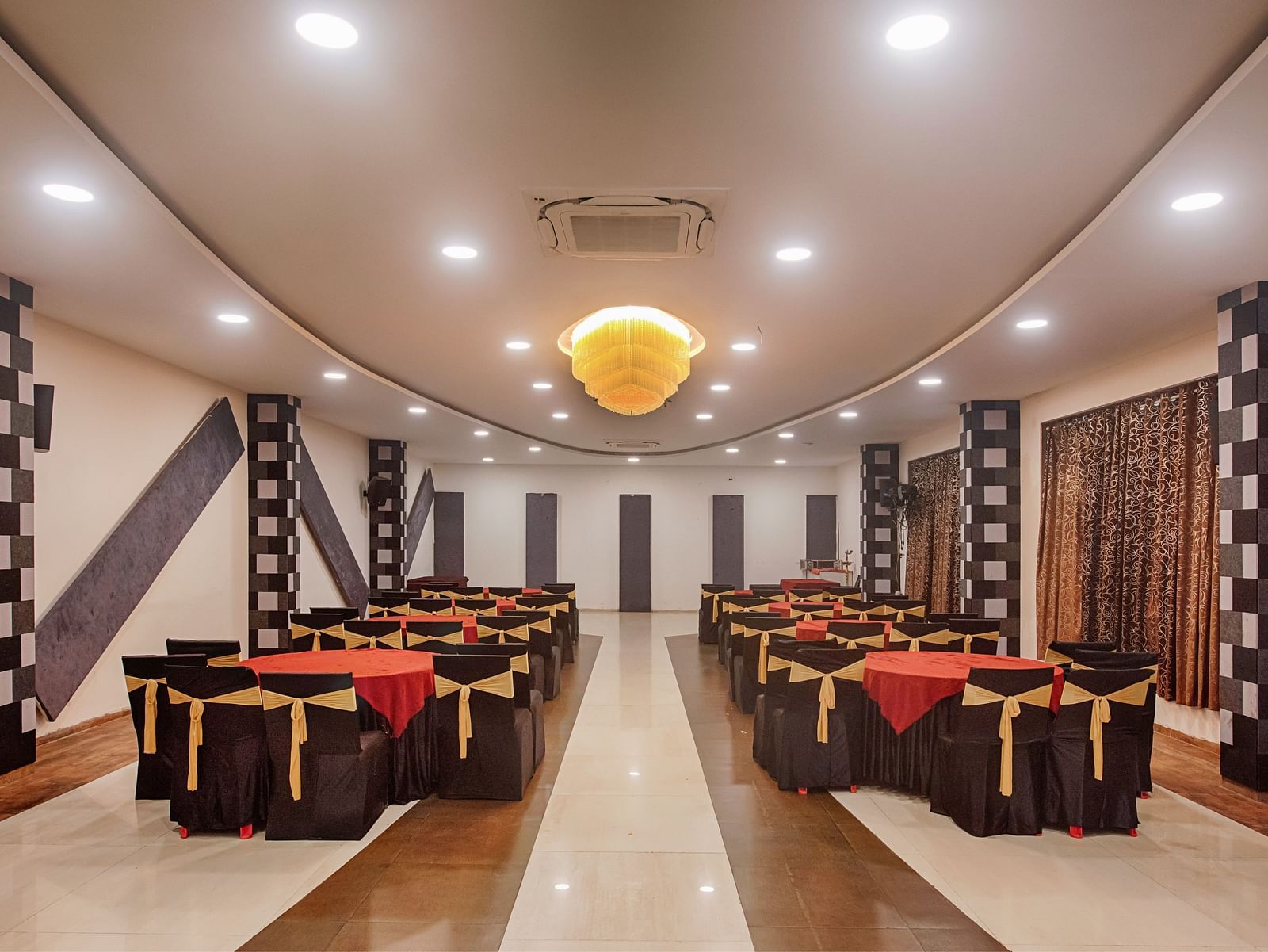 CLUB HALL