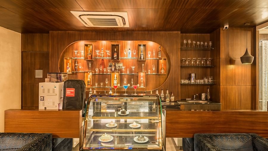 Rivatas Bar 1