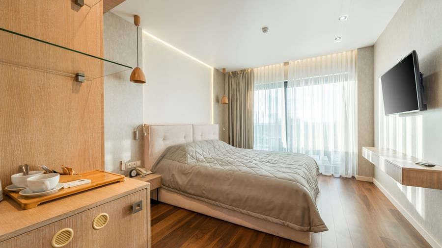 pexels-max-rahubovskiy-7031731