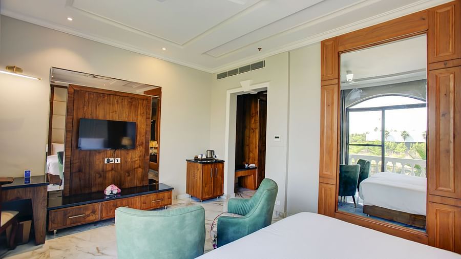 Deluxe room 3