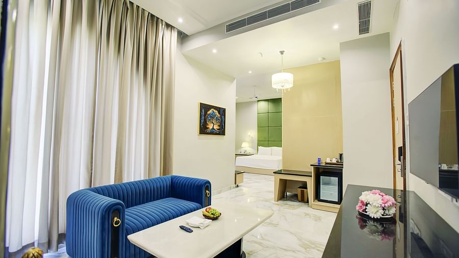 Executive Suite (3)
