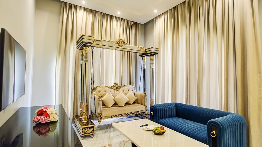 Executive Suite (4)