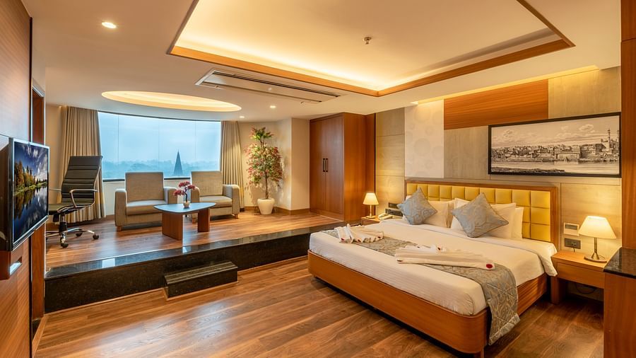 Amayaa Room 8