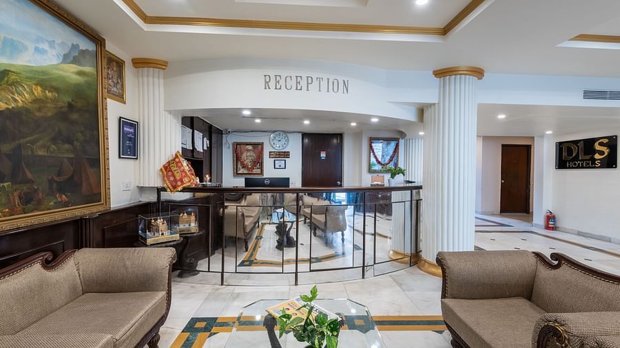 A wide view of the reception of the hotel | DLS The Pearl