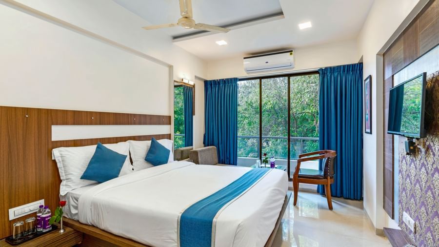 Super Deluxe Room11