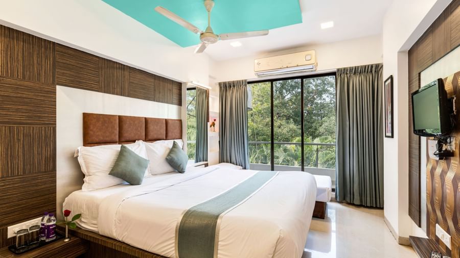 Super Deluxe Room9