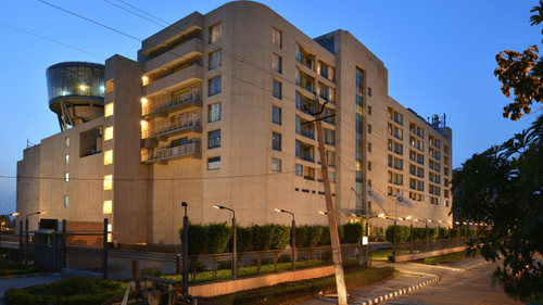 DSC 3156 C Facade Original