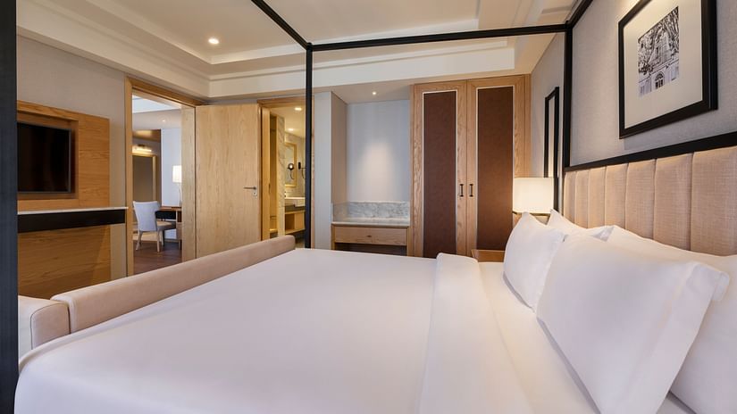 Suite Bedroom with king size bed 