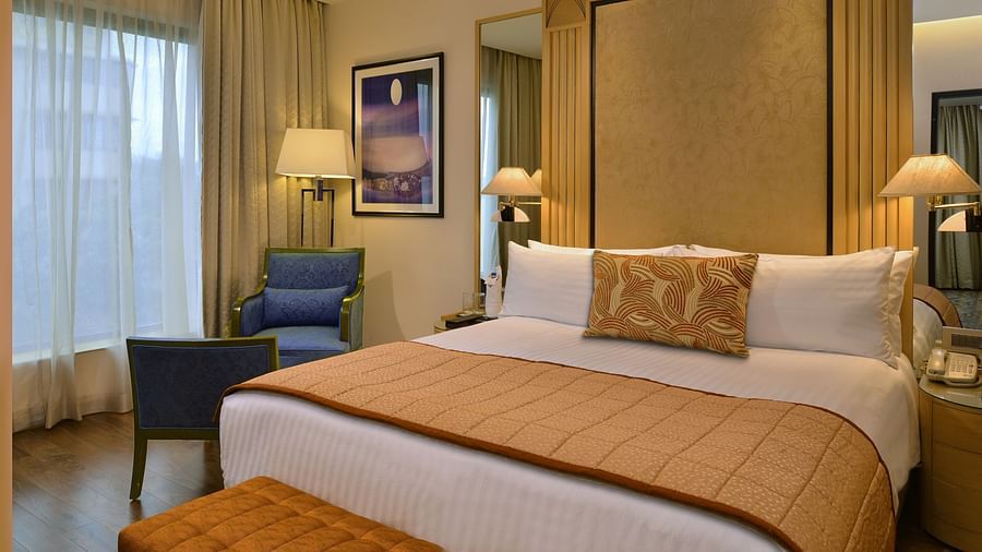 Rooms, Hotel Marine Plaza Mumbai 5