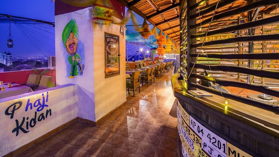 Puran Da Dhaba - Roof Top Restaurant