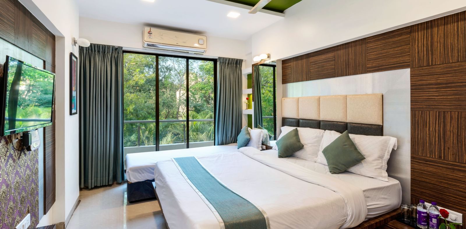 Super Deluxe Room1