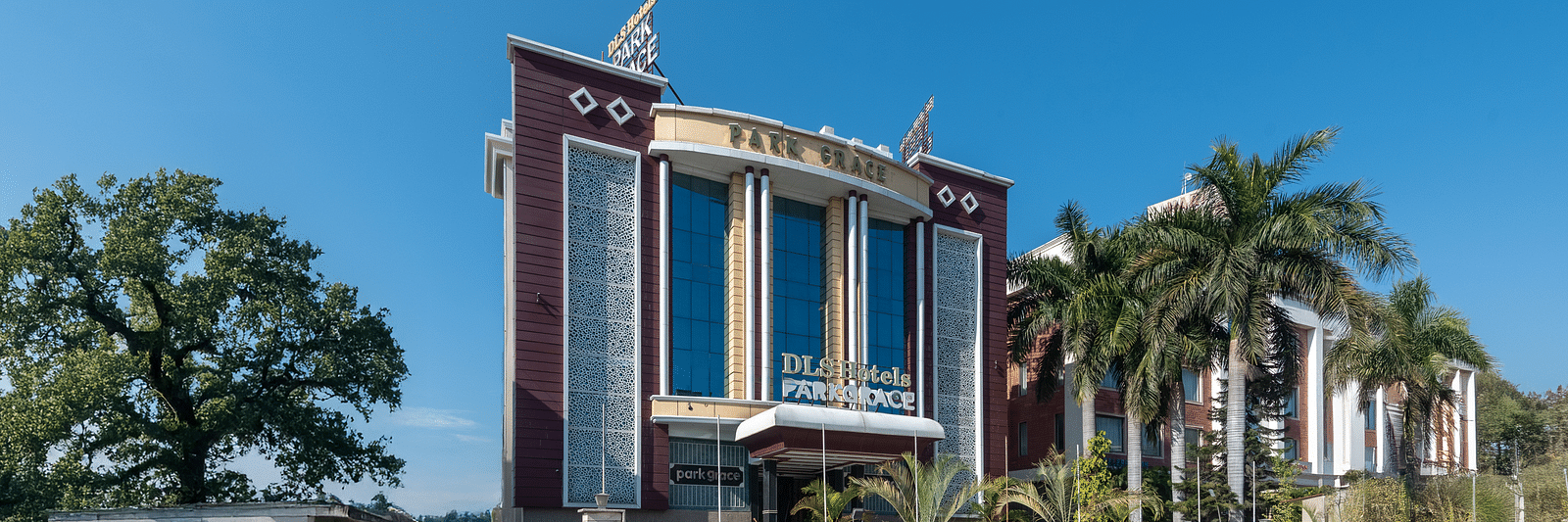 Exterior - DSC 9618-HDR