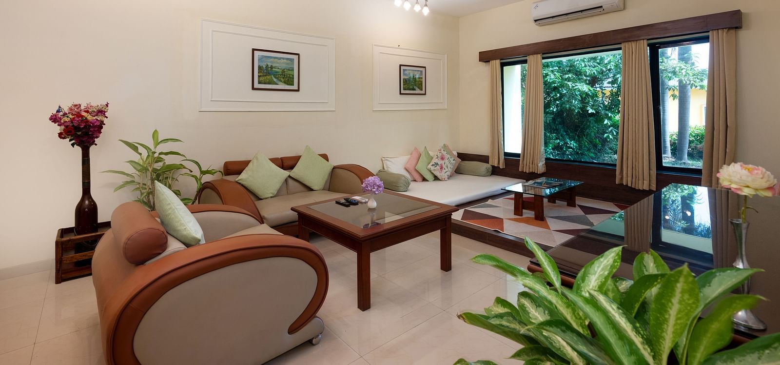 8 - Executive Suite 1