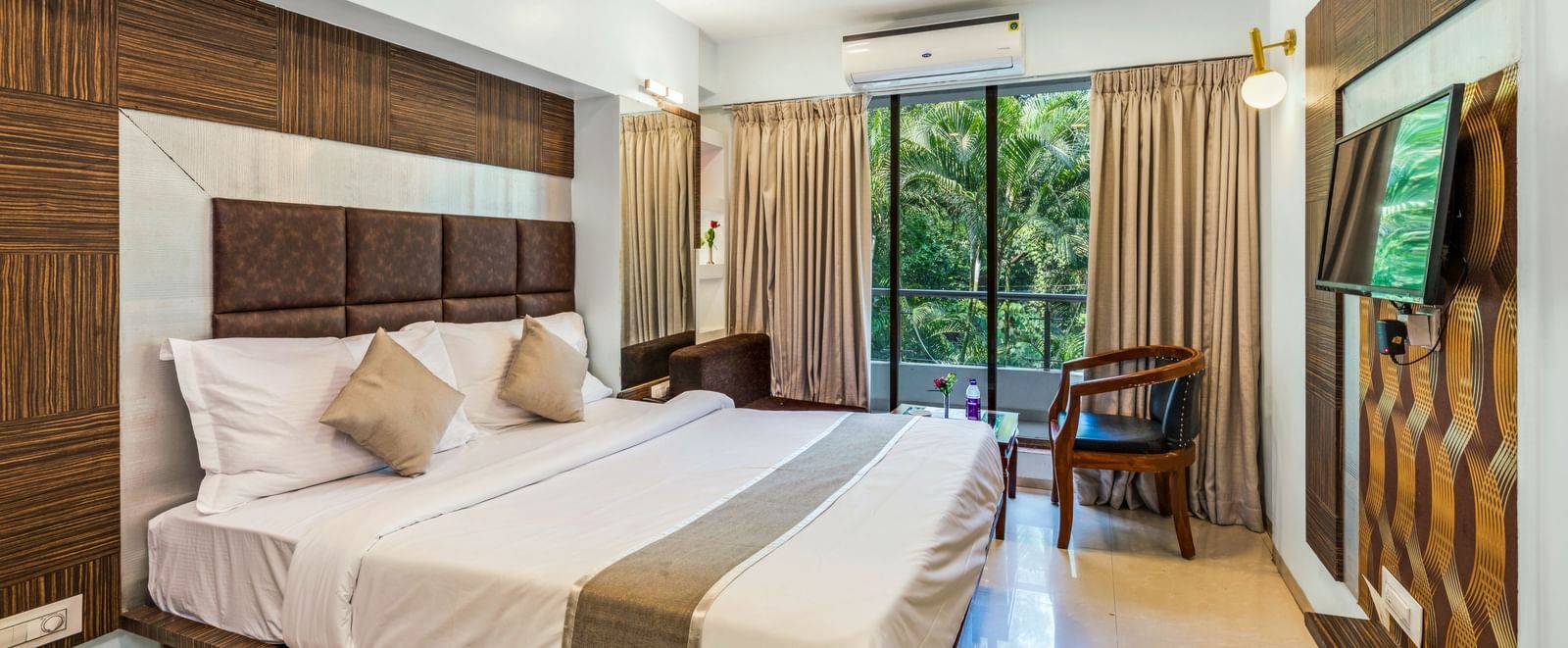Super Deluxe Room5