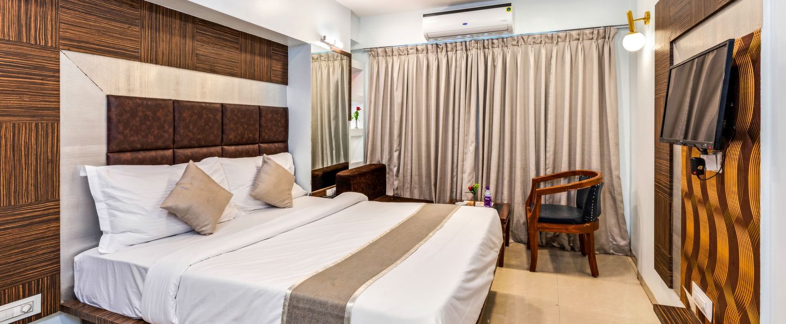 Super Deluxe Room4