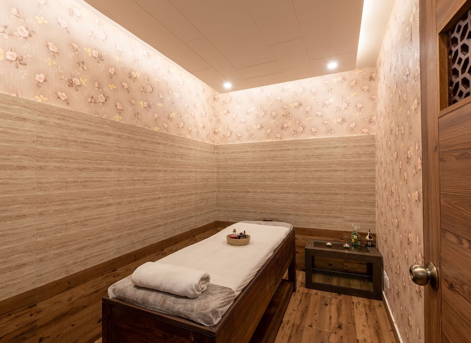 Spa massage bed  at DLS Spring Valley Resort Dharamshala