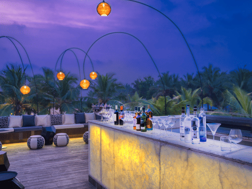 A dining area at Lynx Restaurant, one of the best beach restaurants in South Goa.