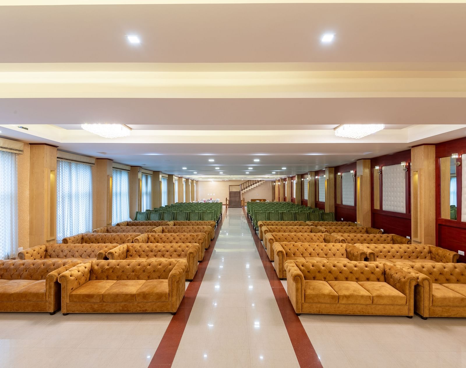 BANQUET  HALL (1)