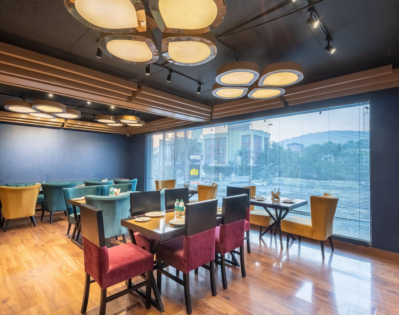 Cafe-DSC 9504-HDR