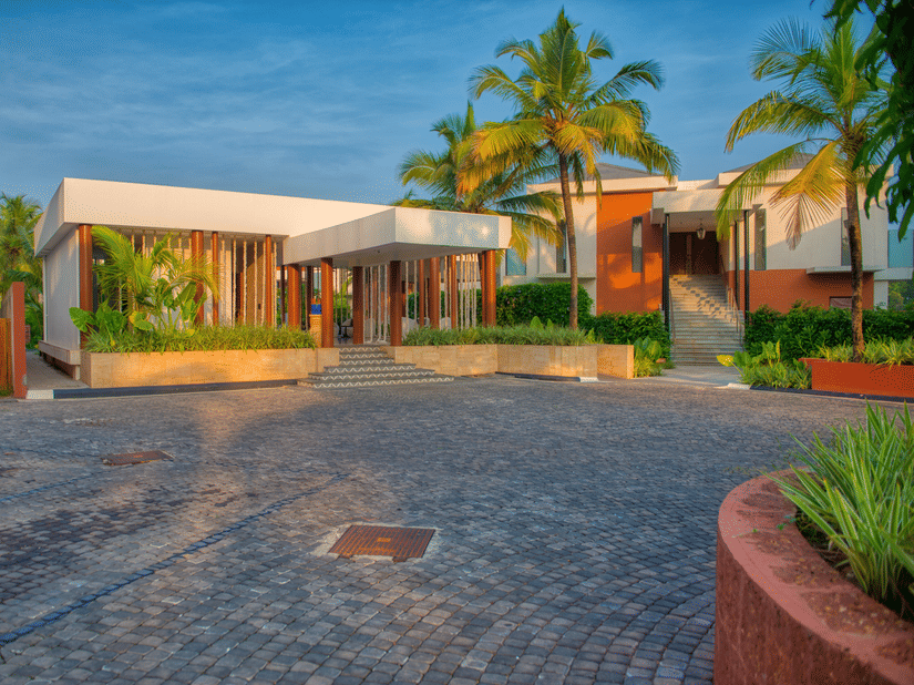 The modern arrival pavilion at Azaya Beach Resort Goa, a luxury choice among resorts in South Goa