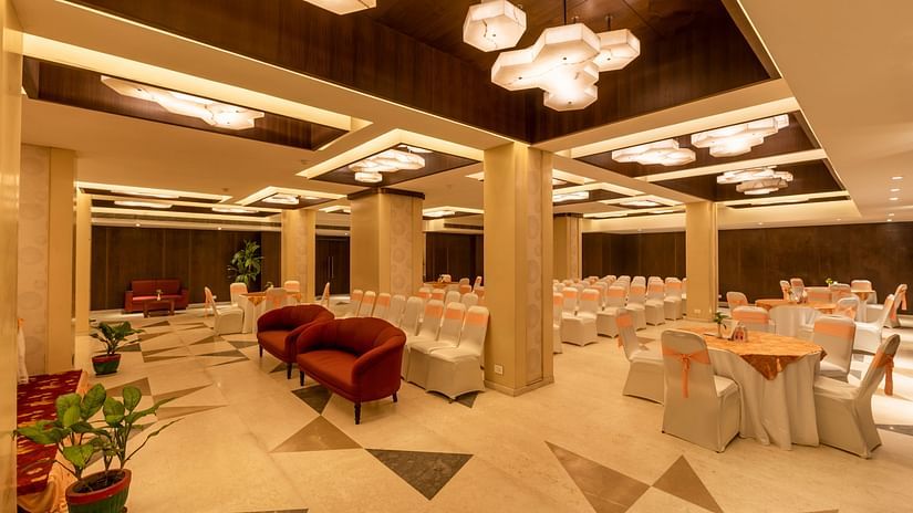 Banquet hall in Varanasi 3