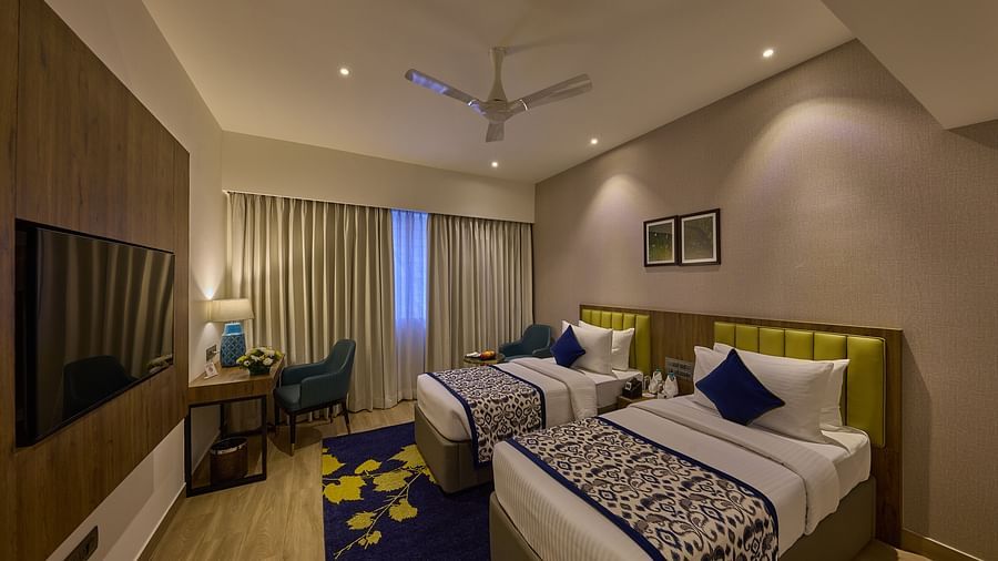 Grand Continental Manyata14015
