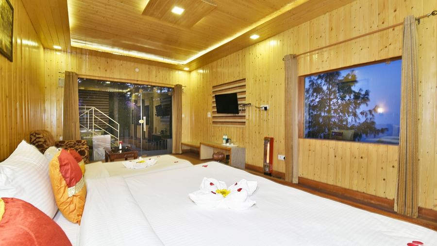 Premier Room 3 Cel
