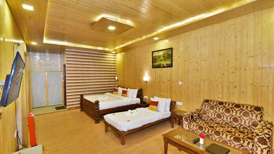 Premier Room 6 Cel