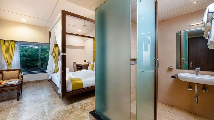 Super Deluxe Room at VITS Sharanam Thane 3
