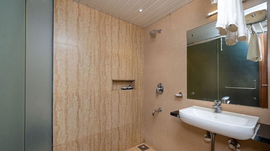 Super Deluxe Room at VITS Sharanam Thane 9