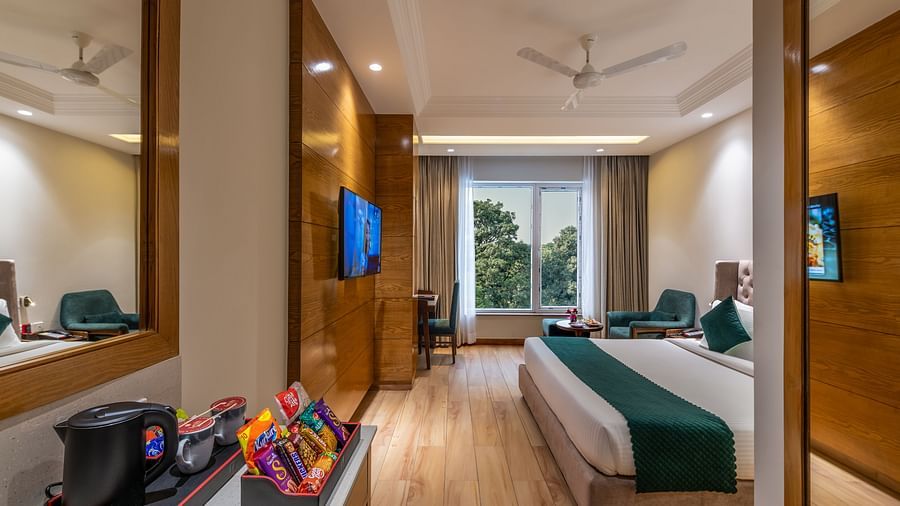 DELUXE ROOM 