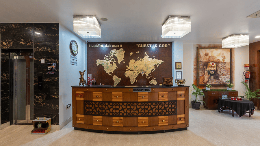 Reception - DSC 1050-HDR