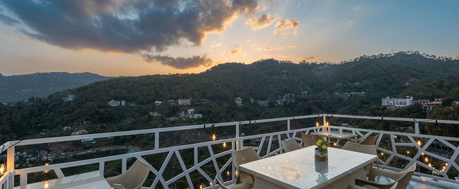 Roof top dinning