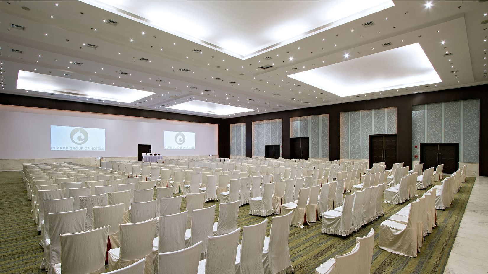 best meeting hotels in Jaipur Clarks Amer exhibitions in Jaipur 1234