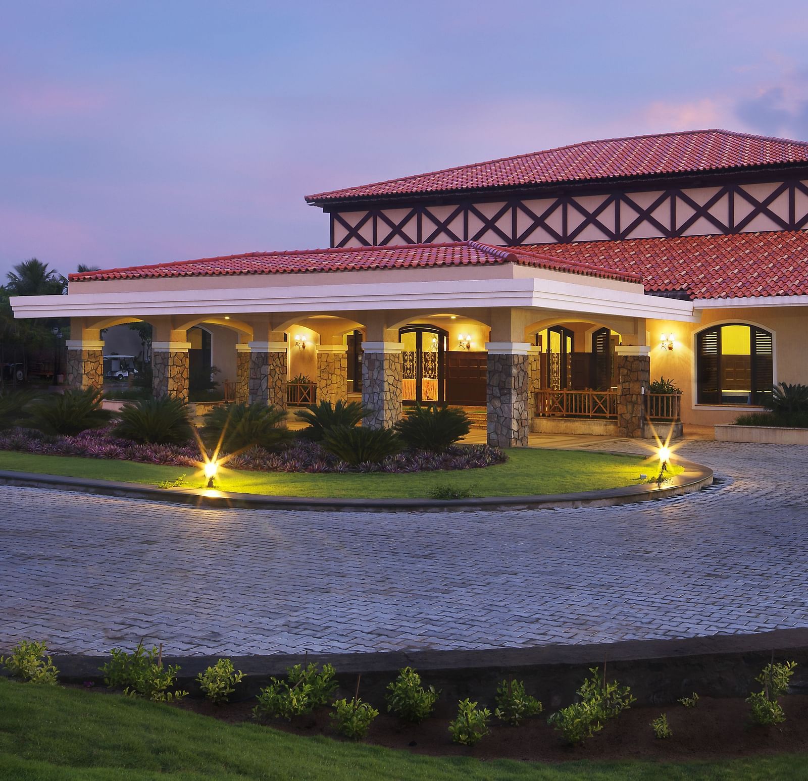 Exterior view of Tragalgar Hall Complex Banquet at Ocean Spray, Pondicherry