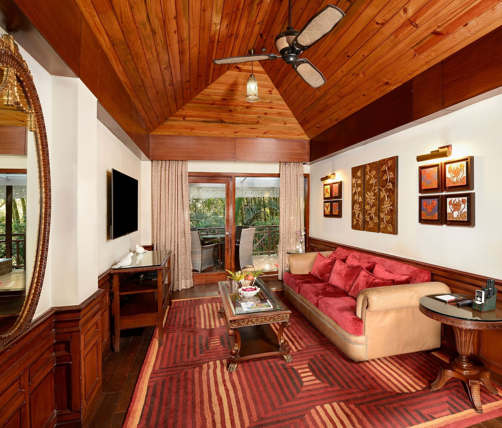 living room area offering a sofa set - Mayfair Spa Resort & Casino Gangtok 