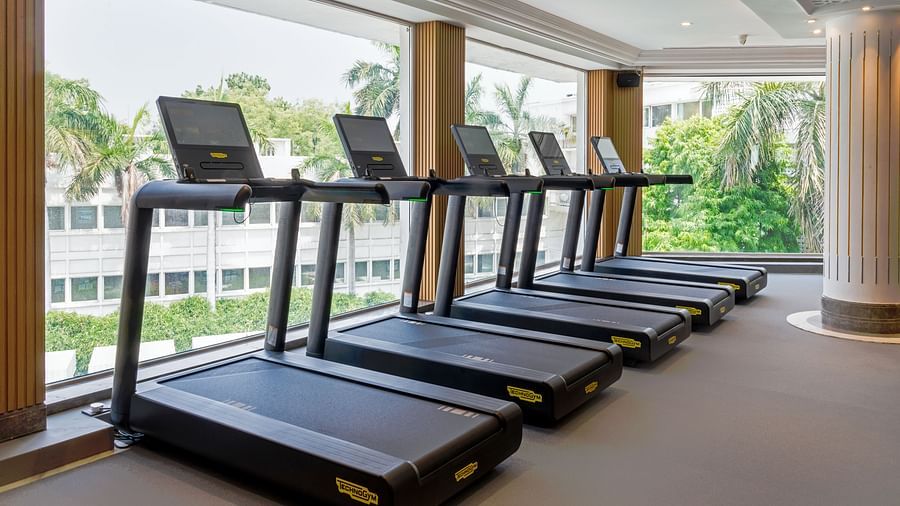 image of five treadmill machine at the sumaya - The Claridges New Delhi