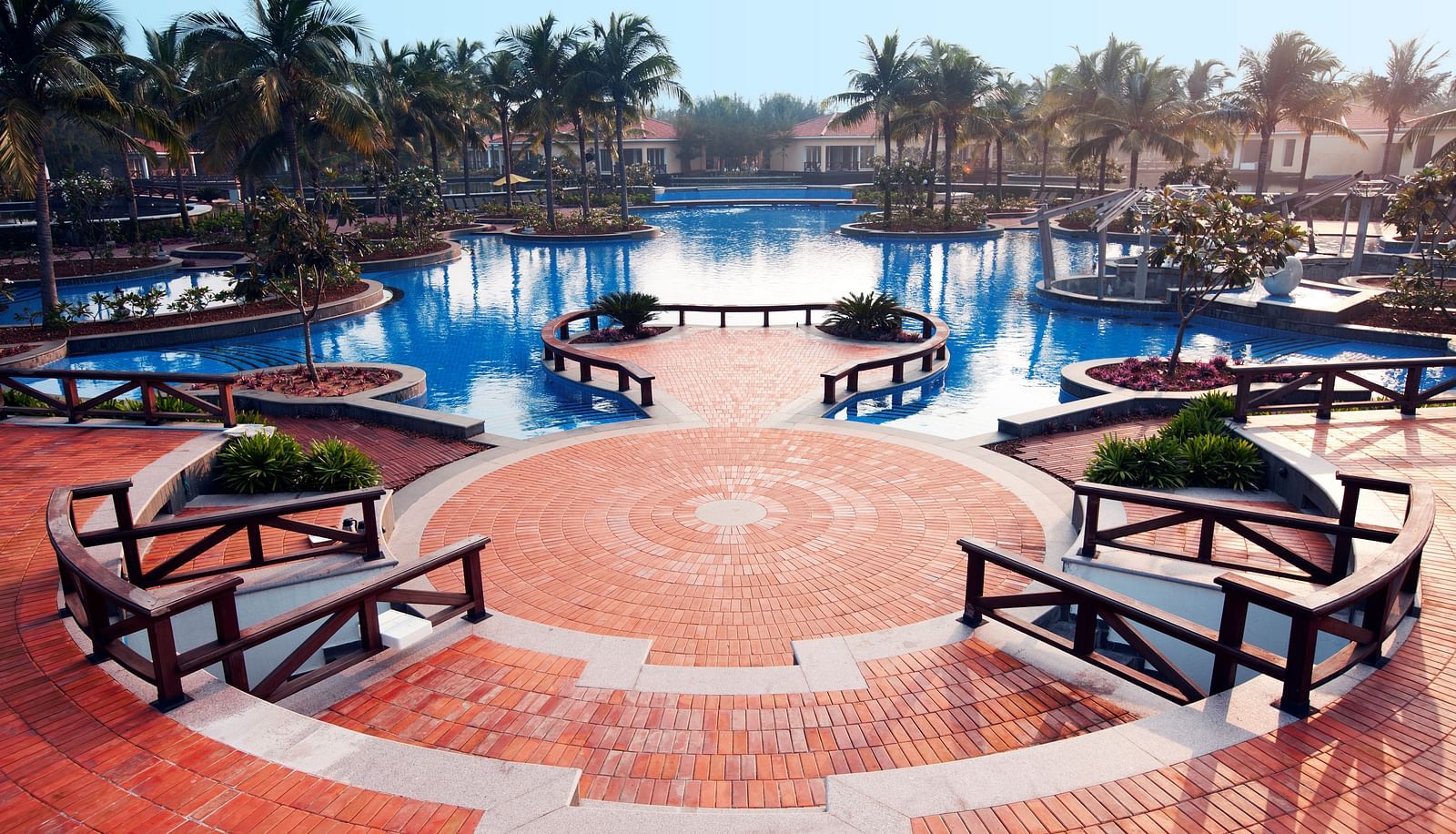 Overview of Mid Bay with seats on either side at Ocean Spray, Pondicherry