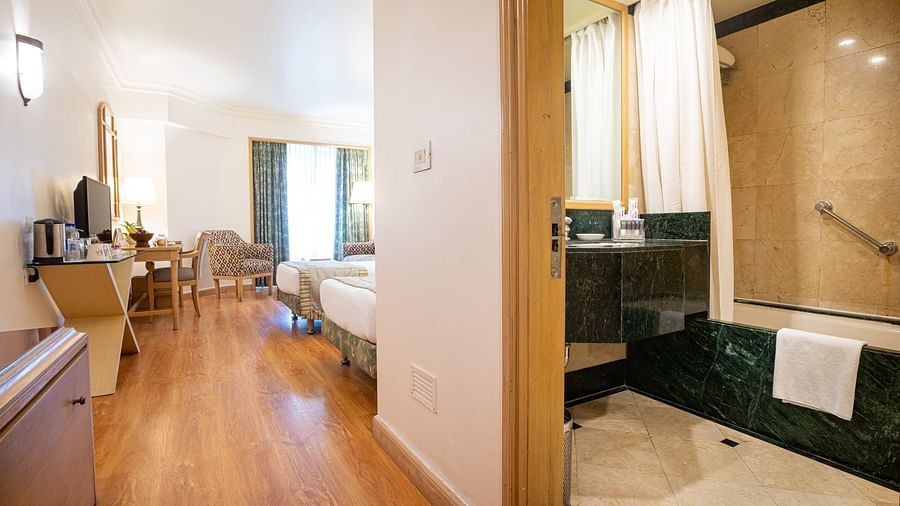 room with attached bathroom in mumbai